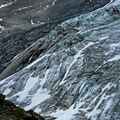 Gletscherrisse im Eis